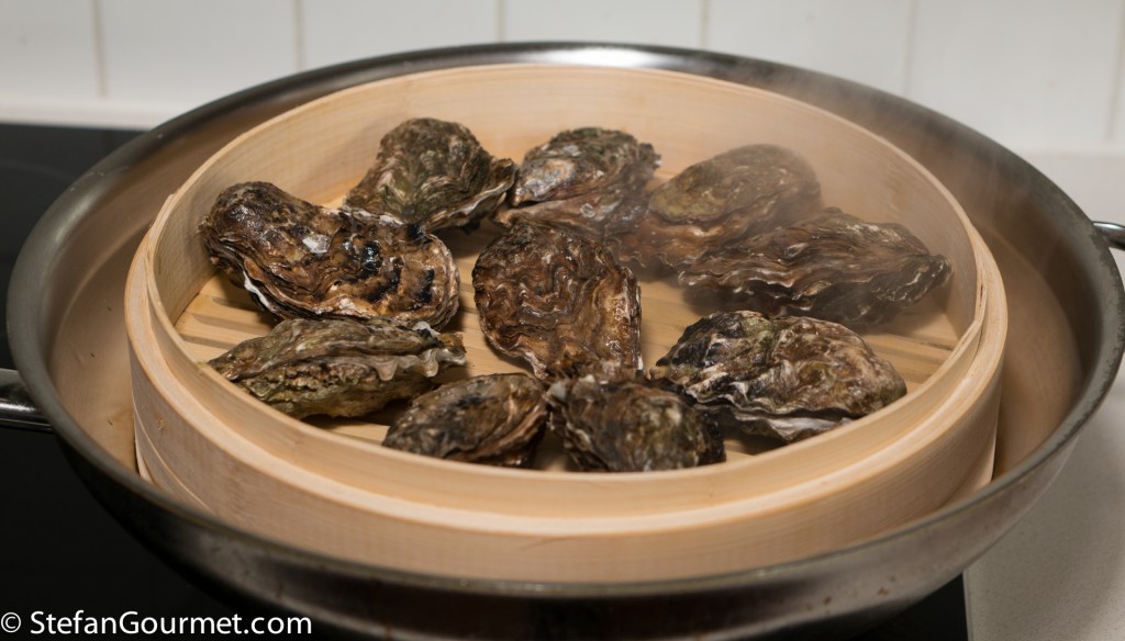 Steamed Oysters with Black Bean Sauce (Oesters van Nam Kee) – Stefan's